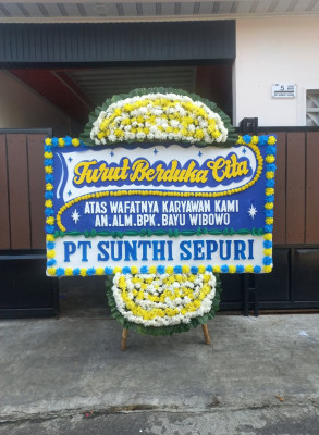 Papan Bunga Duka di Kendawangan