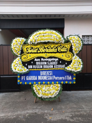 Papan Bunga Duka di Kendawangan