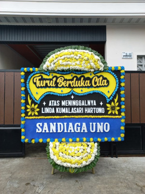 Papan Bunga Duka di Kendawangan